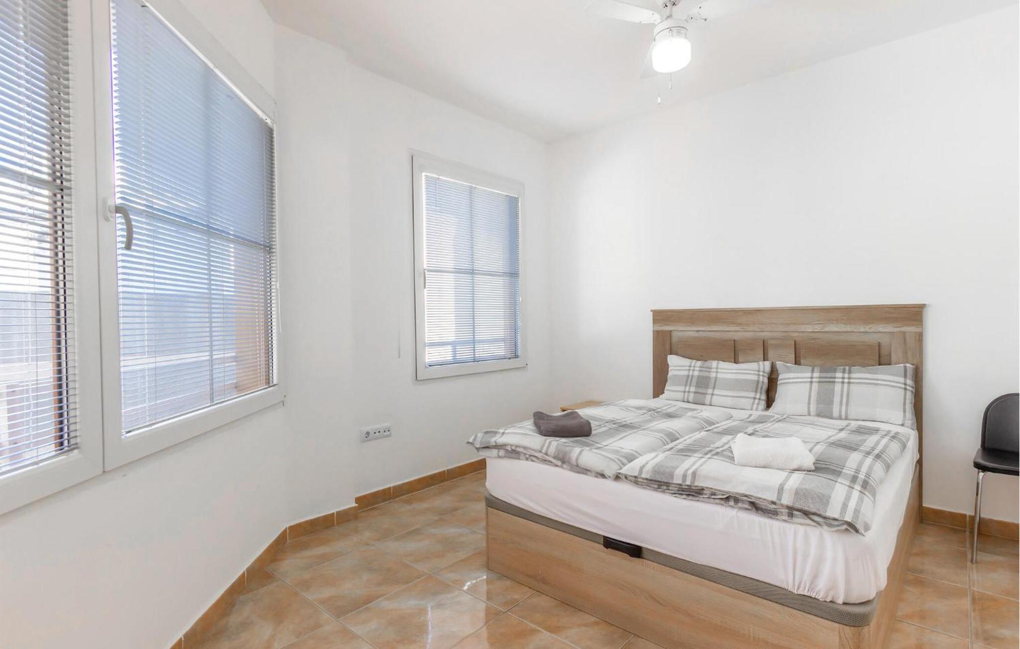 Amazing Apartment In Santa Pola Eksteriør bilde